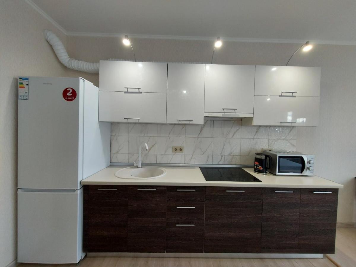 Апартаменти Комфорт Таун Kyiv Exterior foto
