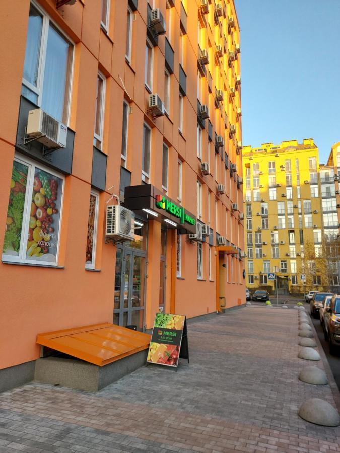 Апартаменти Комфорт Таун Kyiv Exterior foto